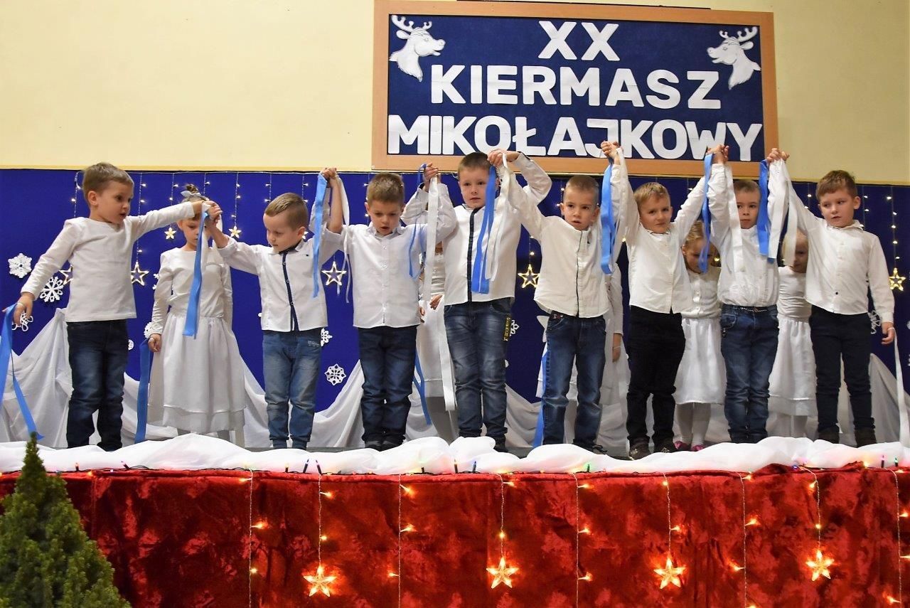 kiermasz mikołąjkowy