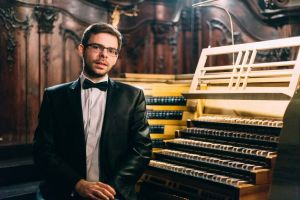 organista patryk podwojski