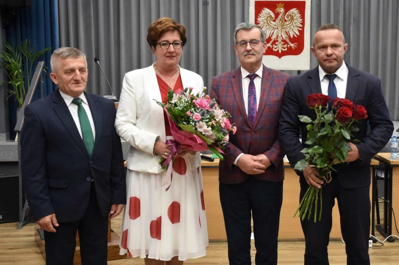 radni podczas obrad rady gminy