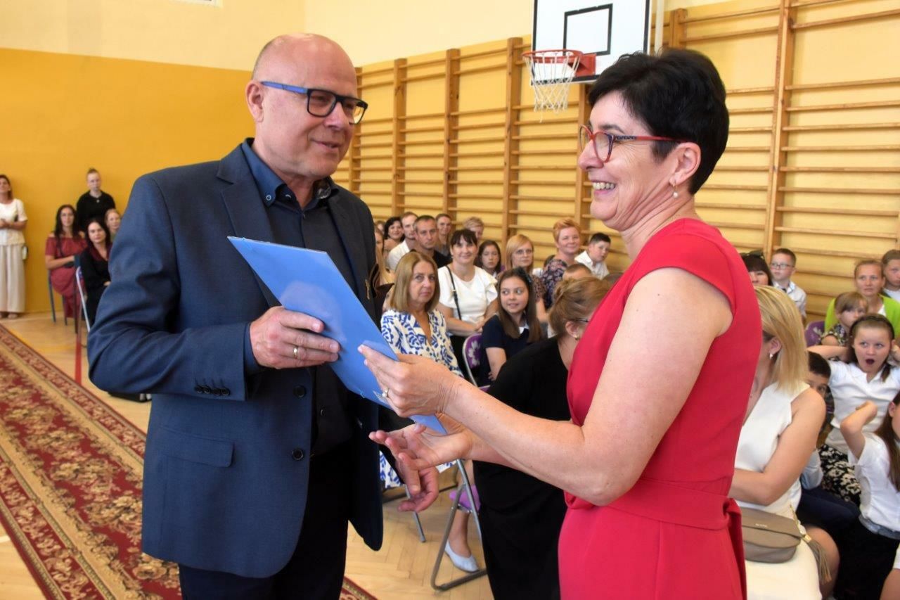 jubileusz szkoły w borzechowie