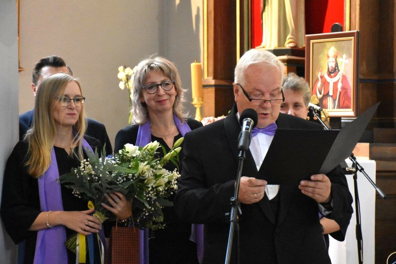 chórzyści uczestnicy koncertu w zblewie