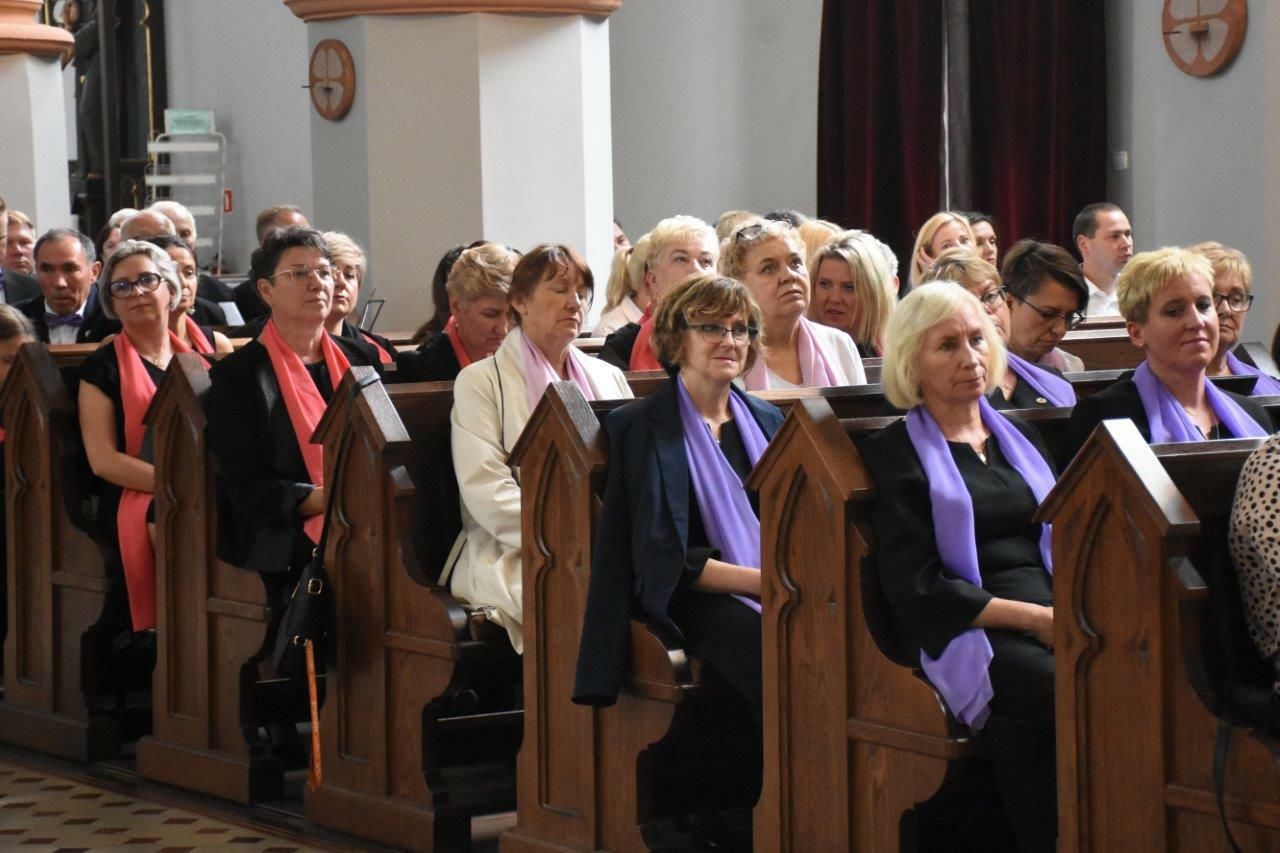 chórzyści uczestnicy koncertu w zblewie