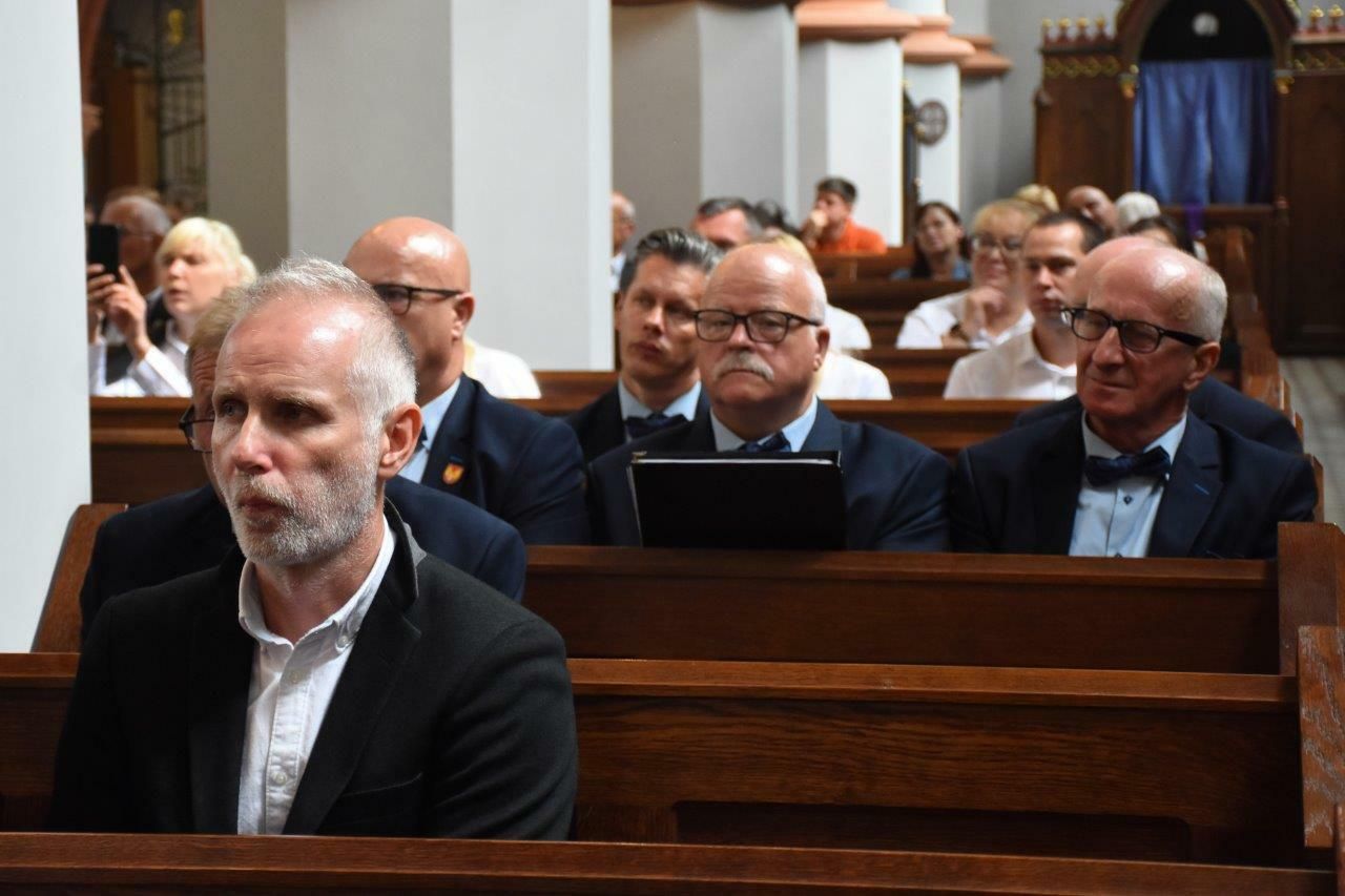chórzyści uczestnicy koncertu w zblewie