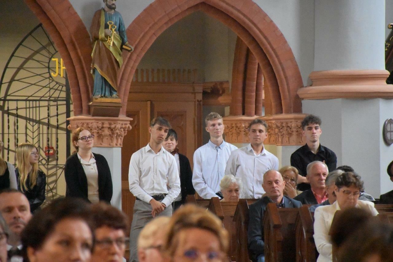 chórzyści uczestnicy koncertu w zblewie
