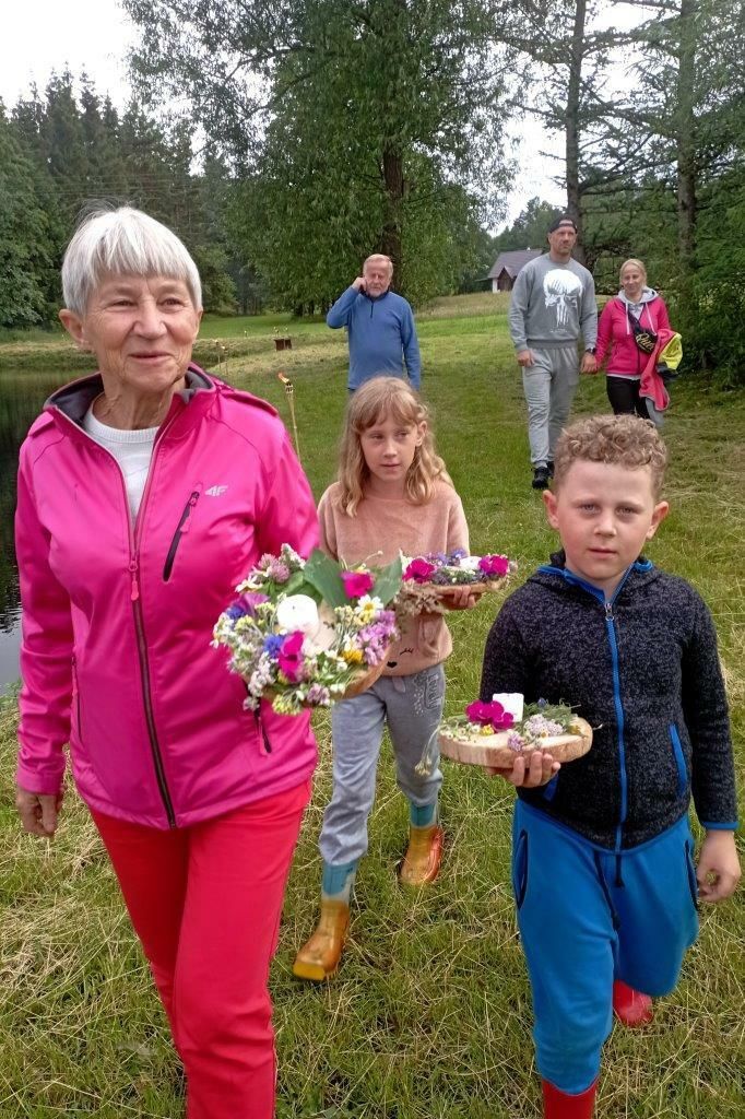 NOC ŚWIĘTOJAŃSKA W CISIE UCZESTNICY