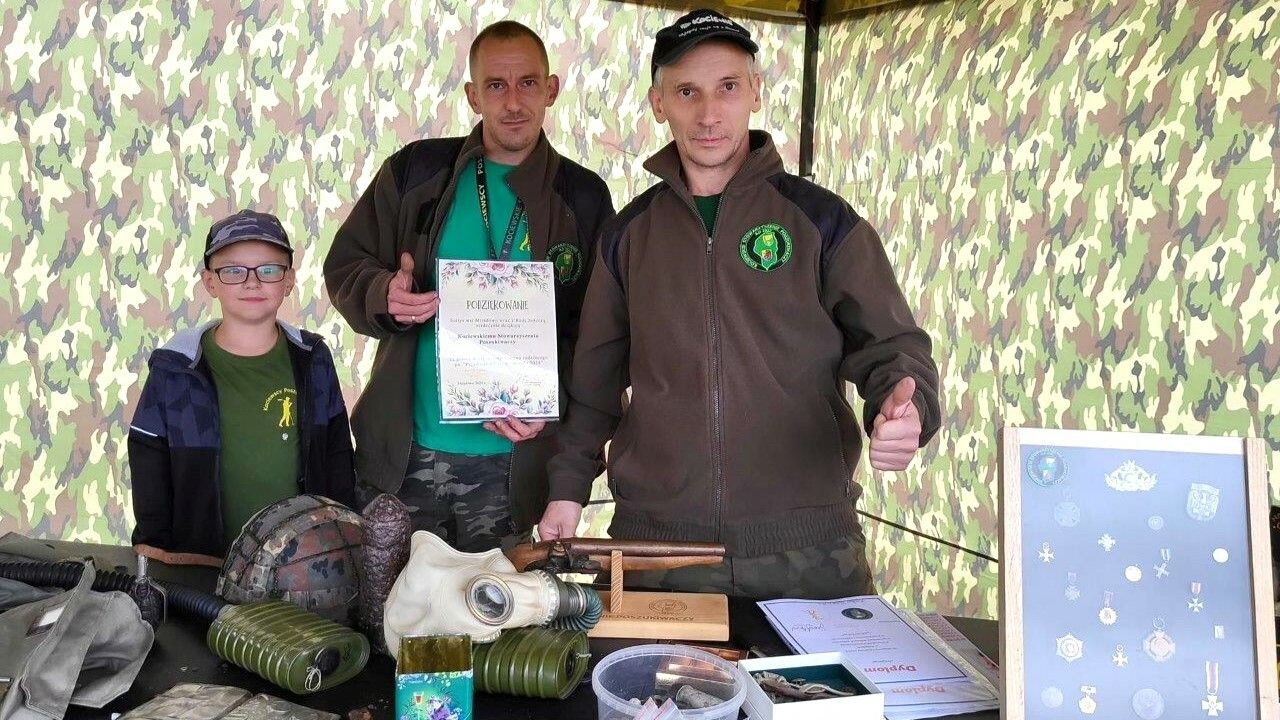 uczestnicy festynu w miardowie