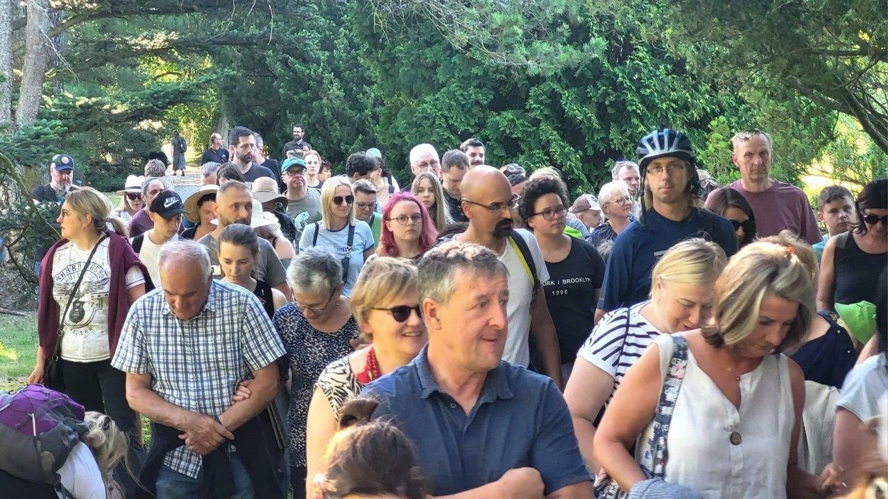 spacer z opowieściami opowiadacze