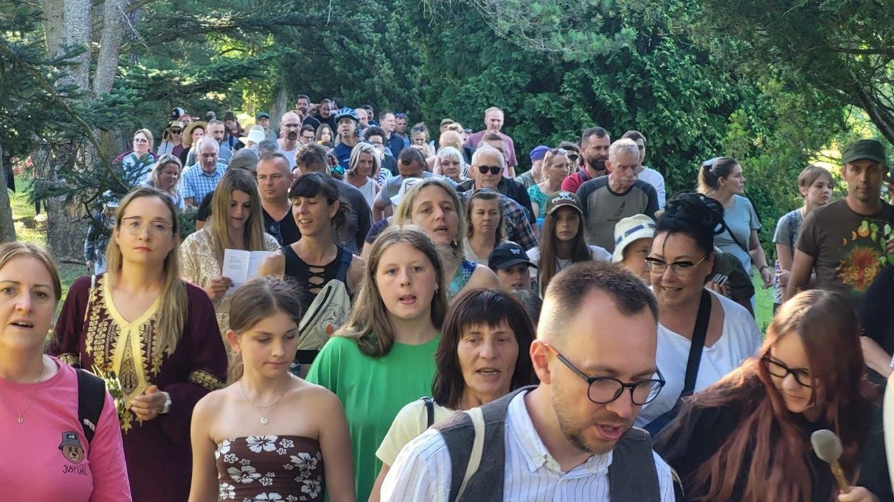 spacer z opowieściami opowiadacze