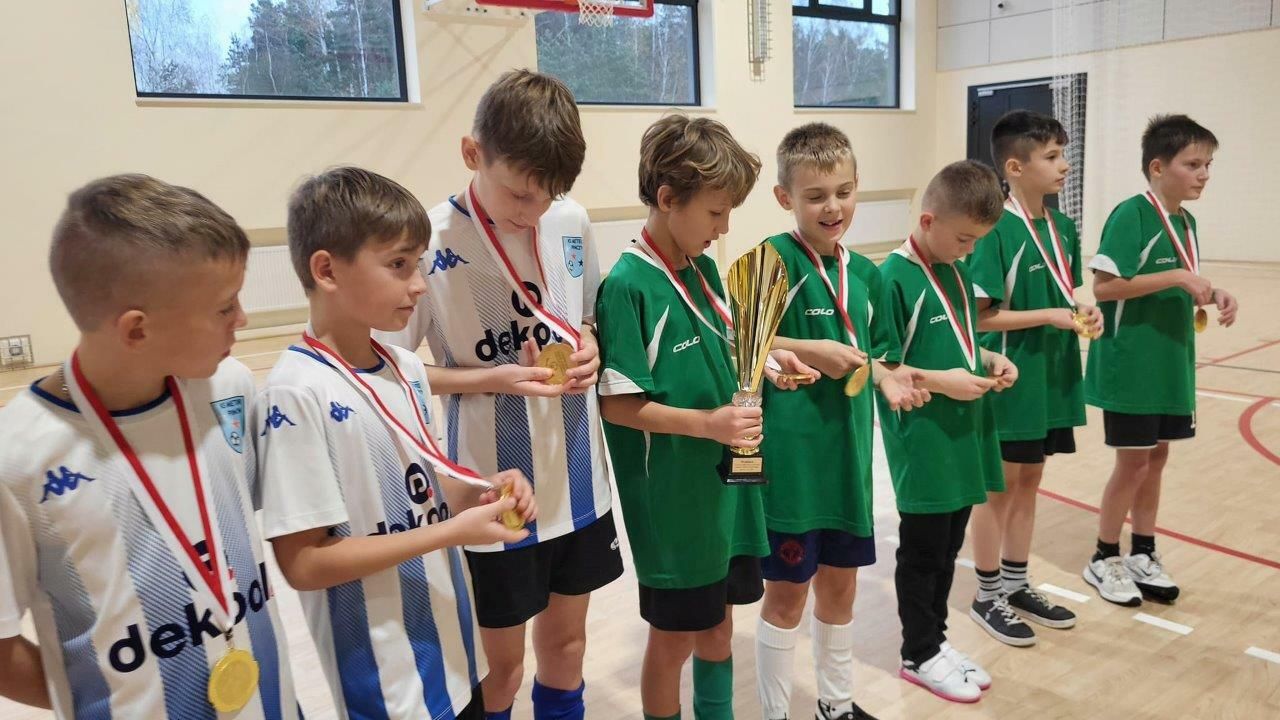 turniej piłkarski juniorów