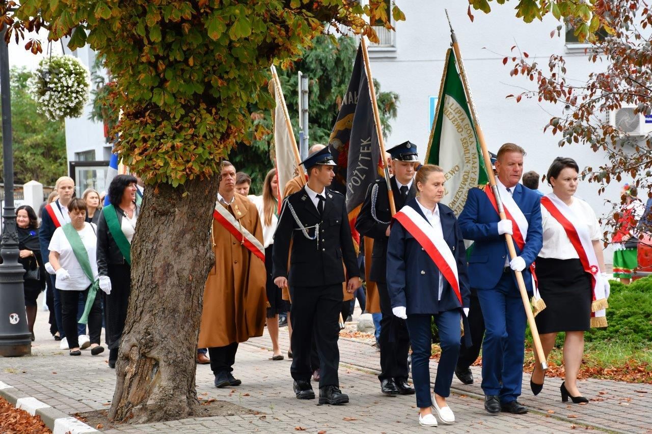 DOŻYNKI W ZBLEWIE