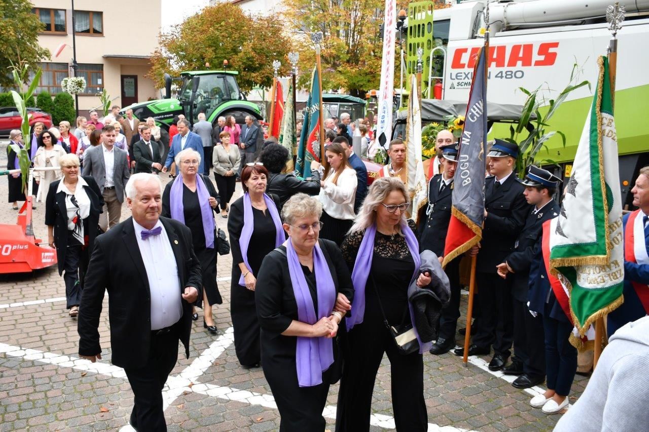 DOŻYNKI W ZBLEWIE
