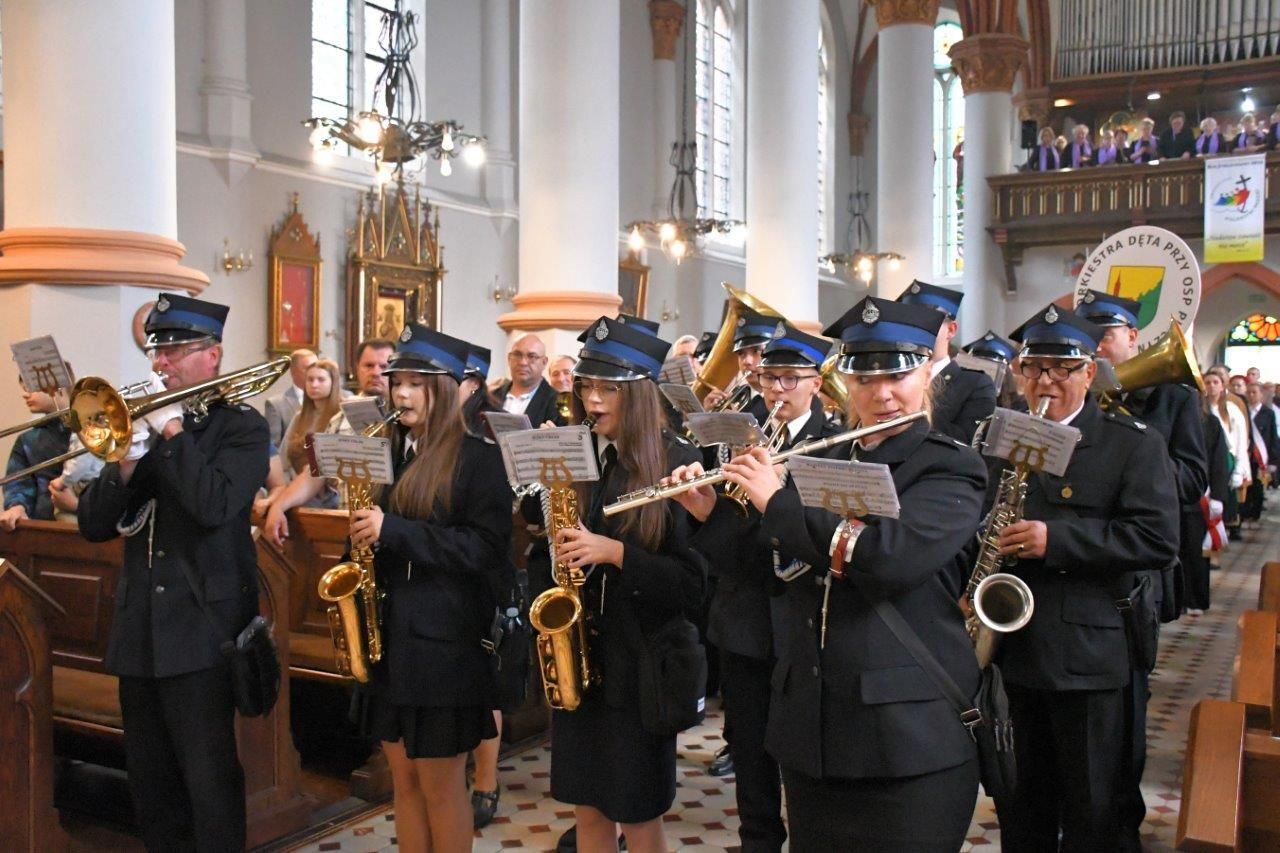 DOŻYNKI W ZBLEWIE