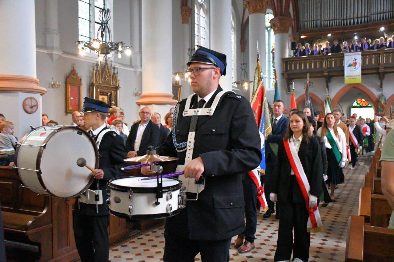 DOŻYNKI W ZBLEWIE