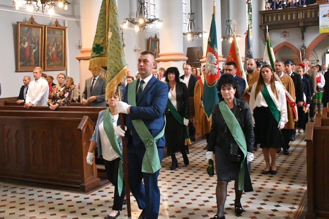 DOŻYNKI W ZBLEWIE