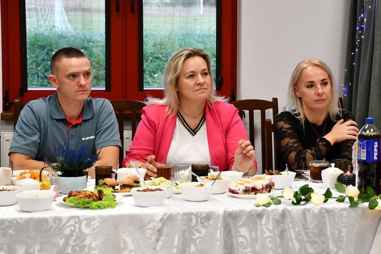 członkowie koła gospodyn wiejskich z miradowa