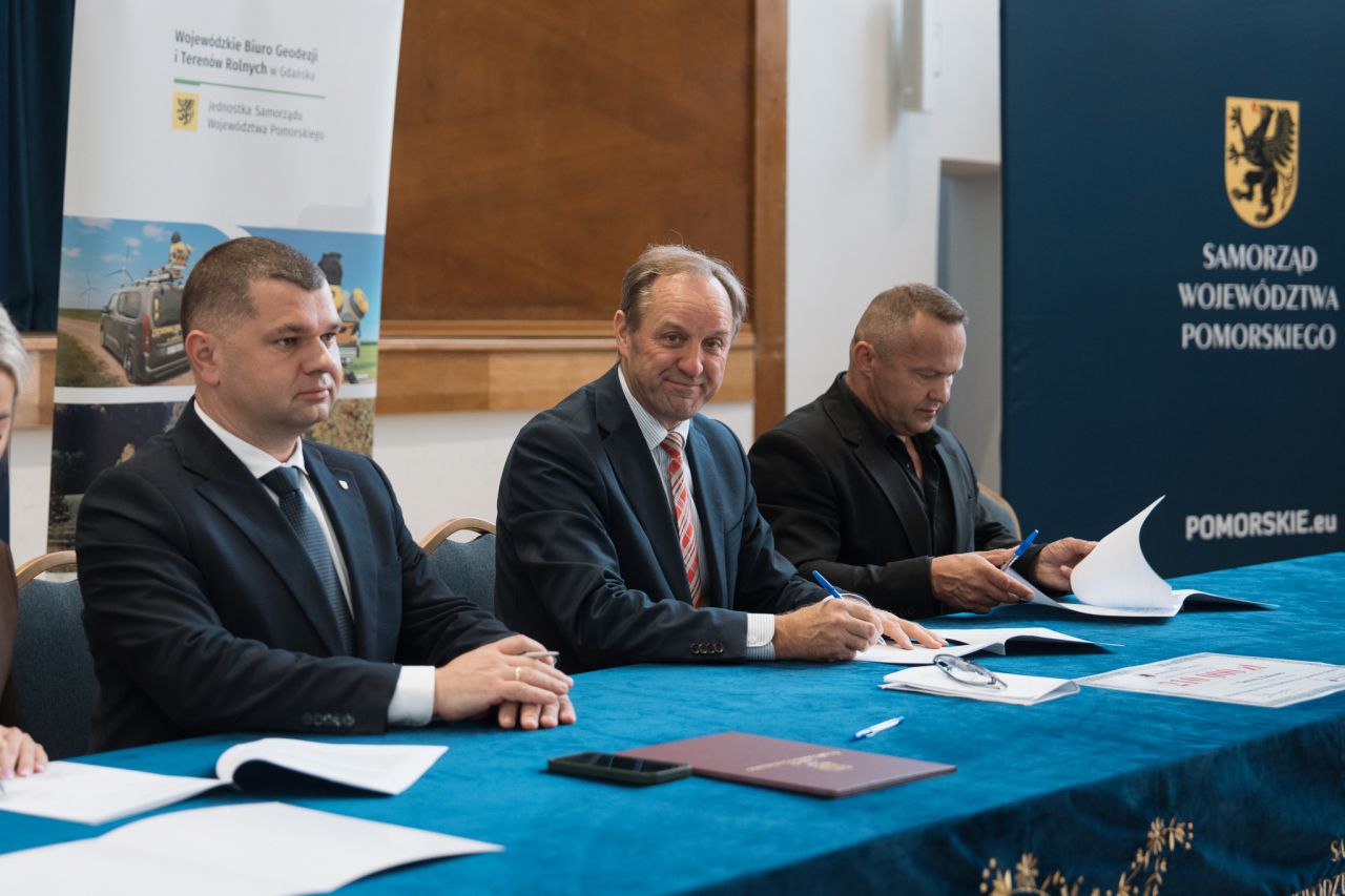 podpisanie umowy o dofinansowanie dla gminy marszałek wójt