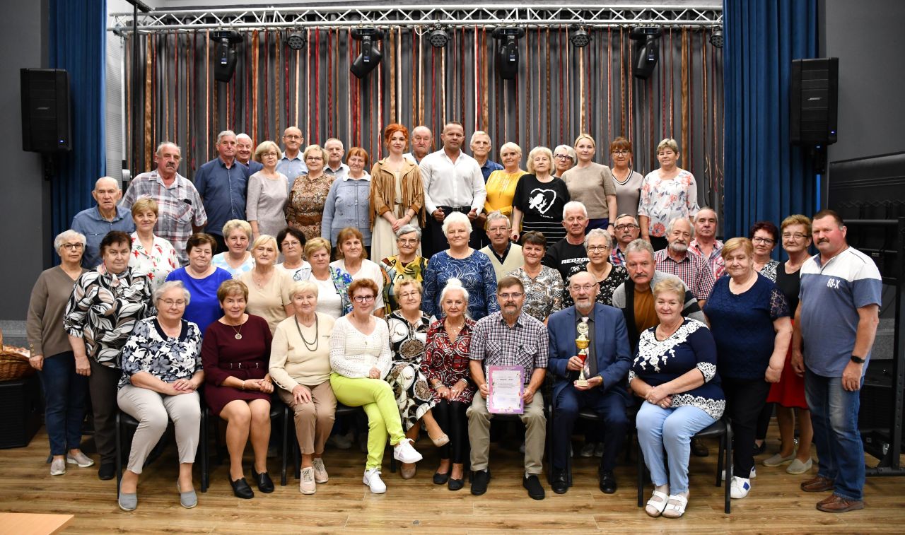 seniorzy uczestnicy spartakiady