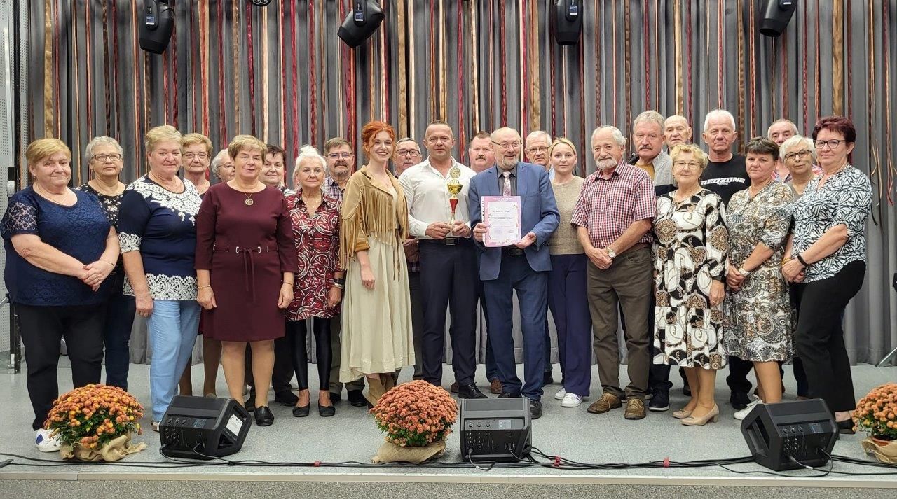 seniorzy uczestnicy spartakiady