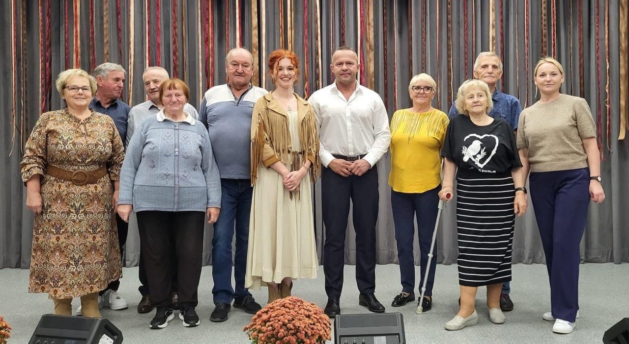 seniorzy uczestnicy spartakiady