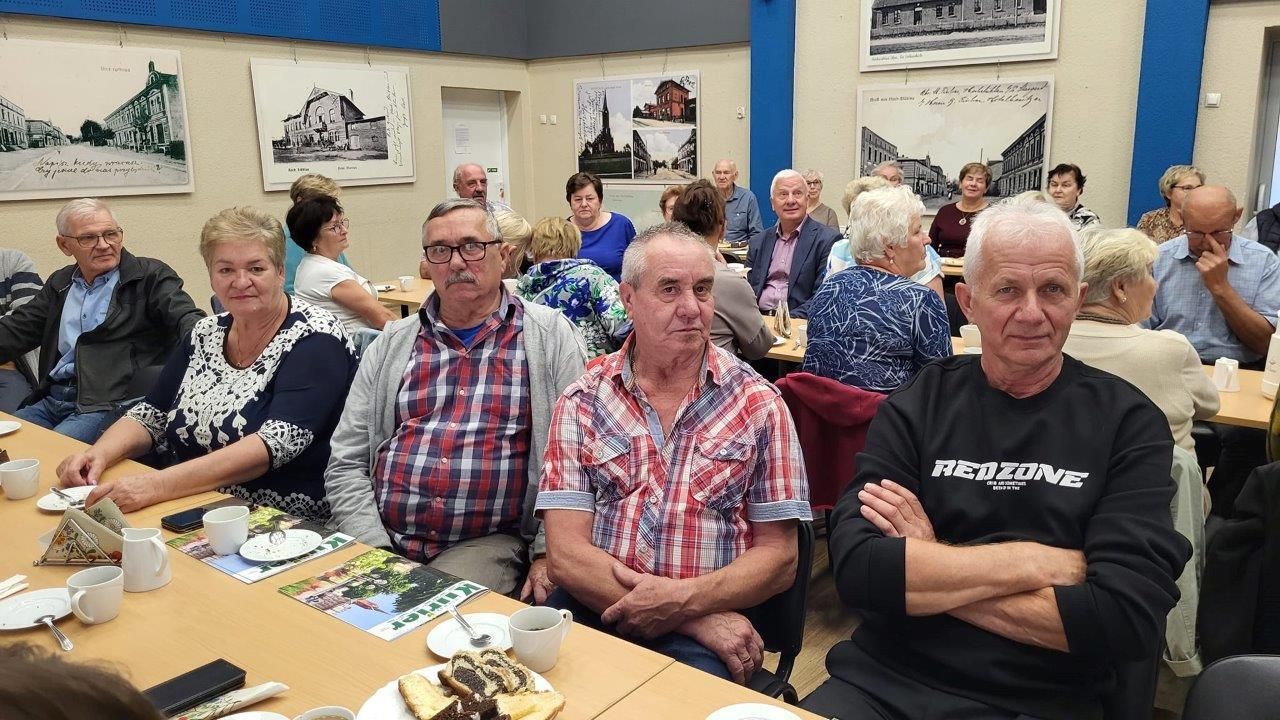 seniorzy uczestnicy spartakiady