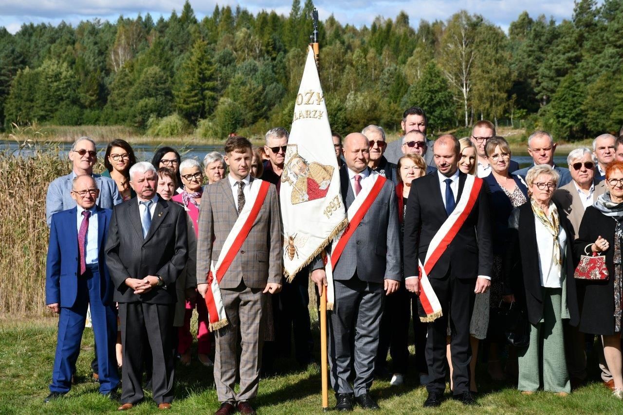 pszczelarze z koła w zblewie