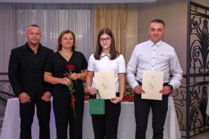 laureaci nagrody Primus Inter Pares