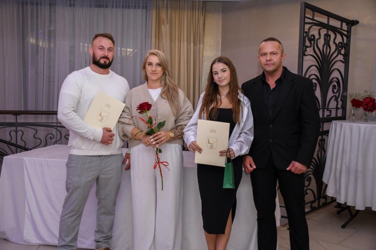 laureaci nagrody Primus Inter Pares