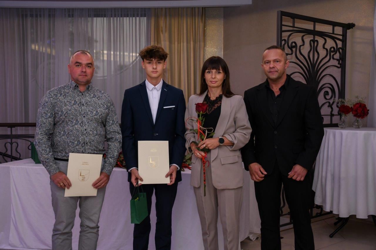 laureaci nagrody Primus Inter Pares