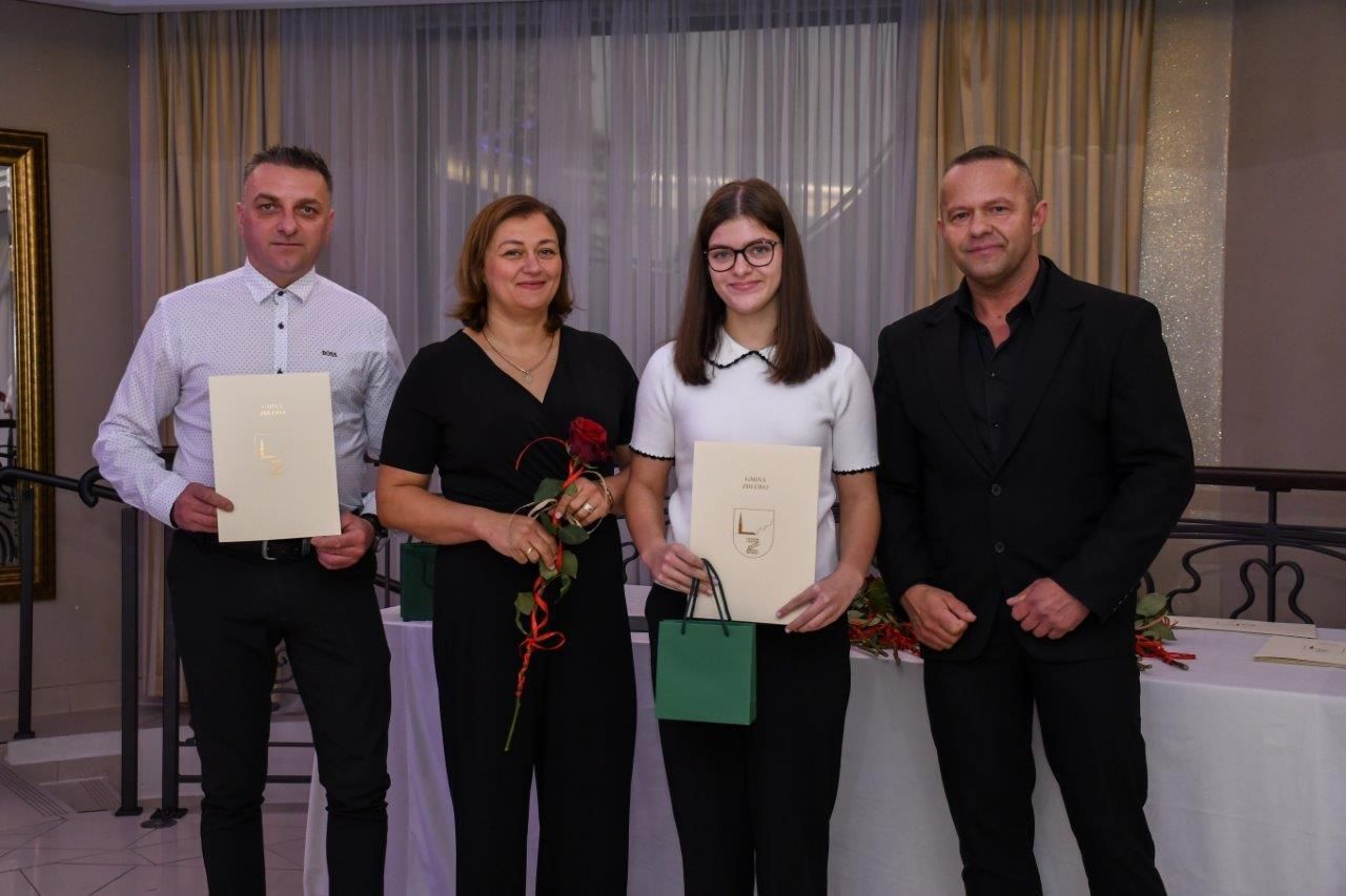 laureaci nagrody Primus Inter Pares