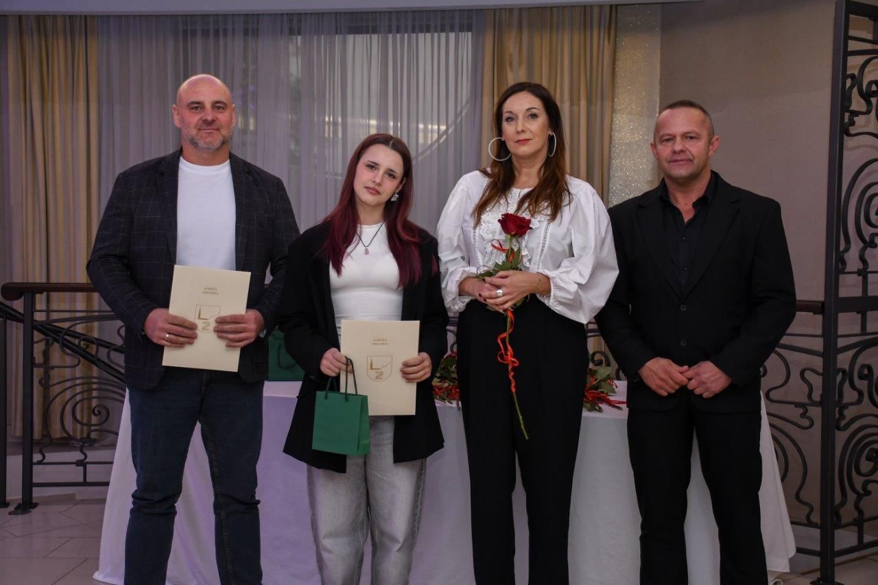 laureaci nagrody Primus Inter Pares