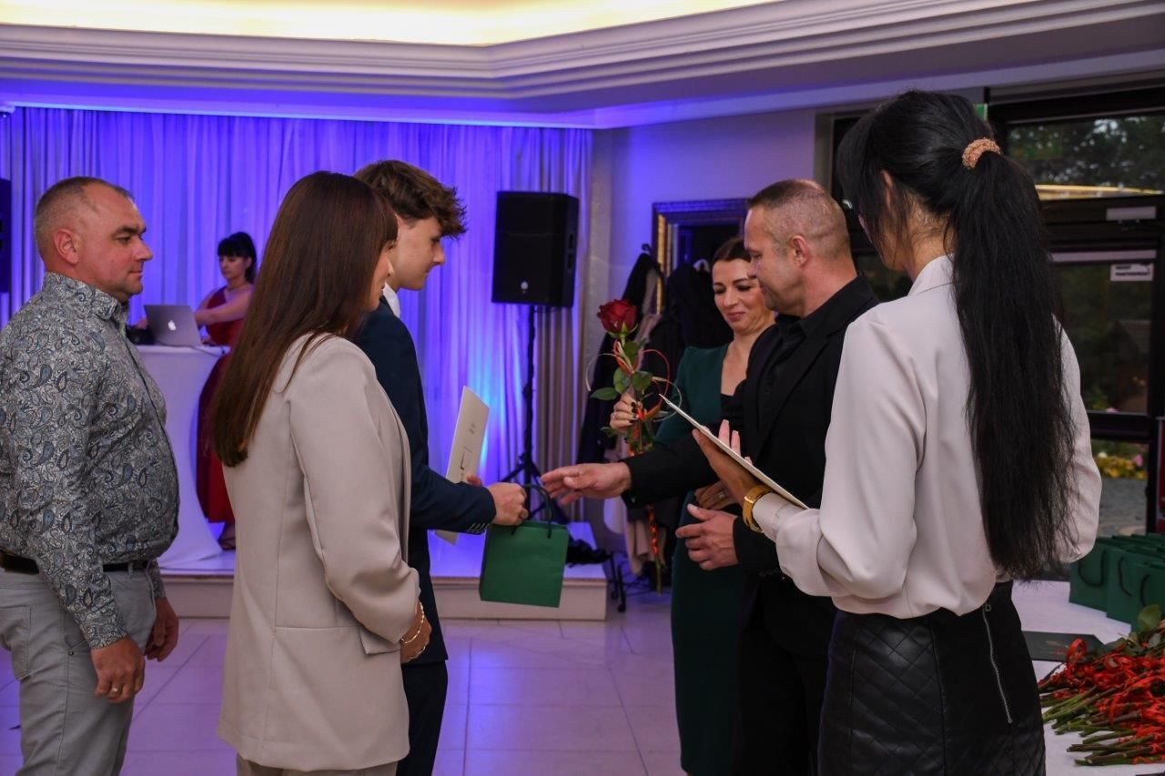 laureaci nagrody Primus Inter Pares