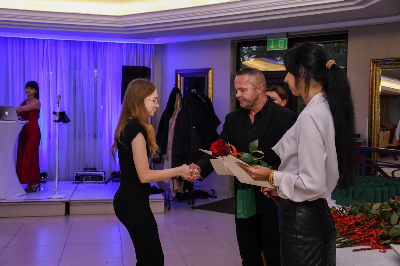 laureaci nagrody Primus Inter Pares