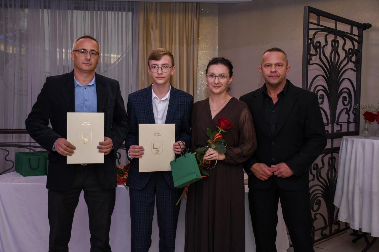 laureaci nagrody Primus Inter Pares