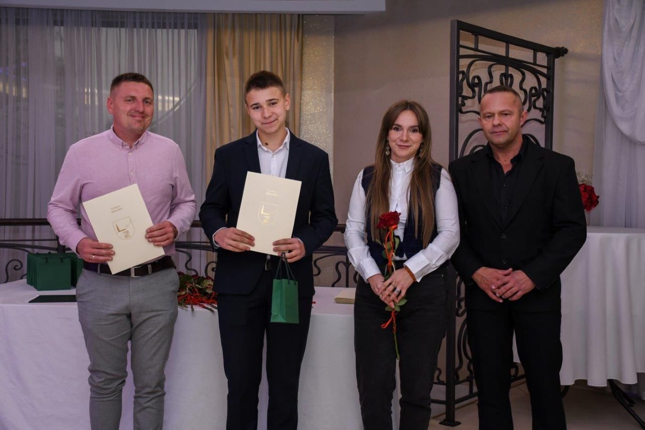 laureaci nagrody Primus Inter Pares