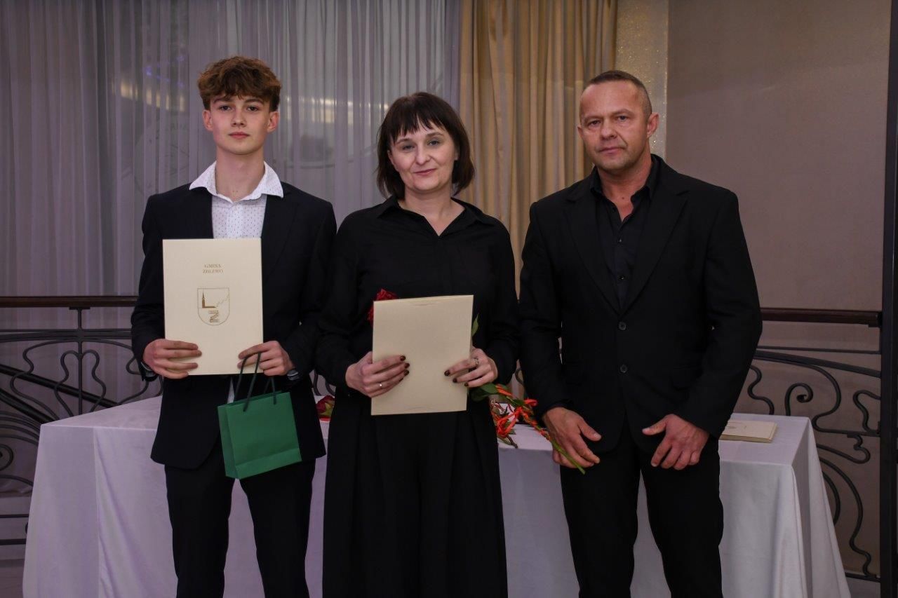 laureaci nagrody Primus Inter Pares