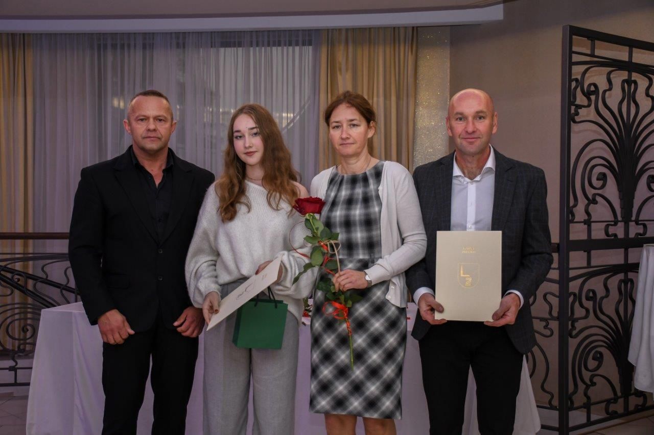 laureaci nagrody Primus Inter Pares