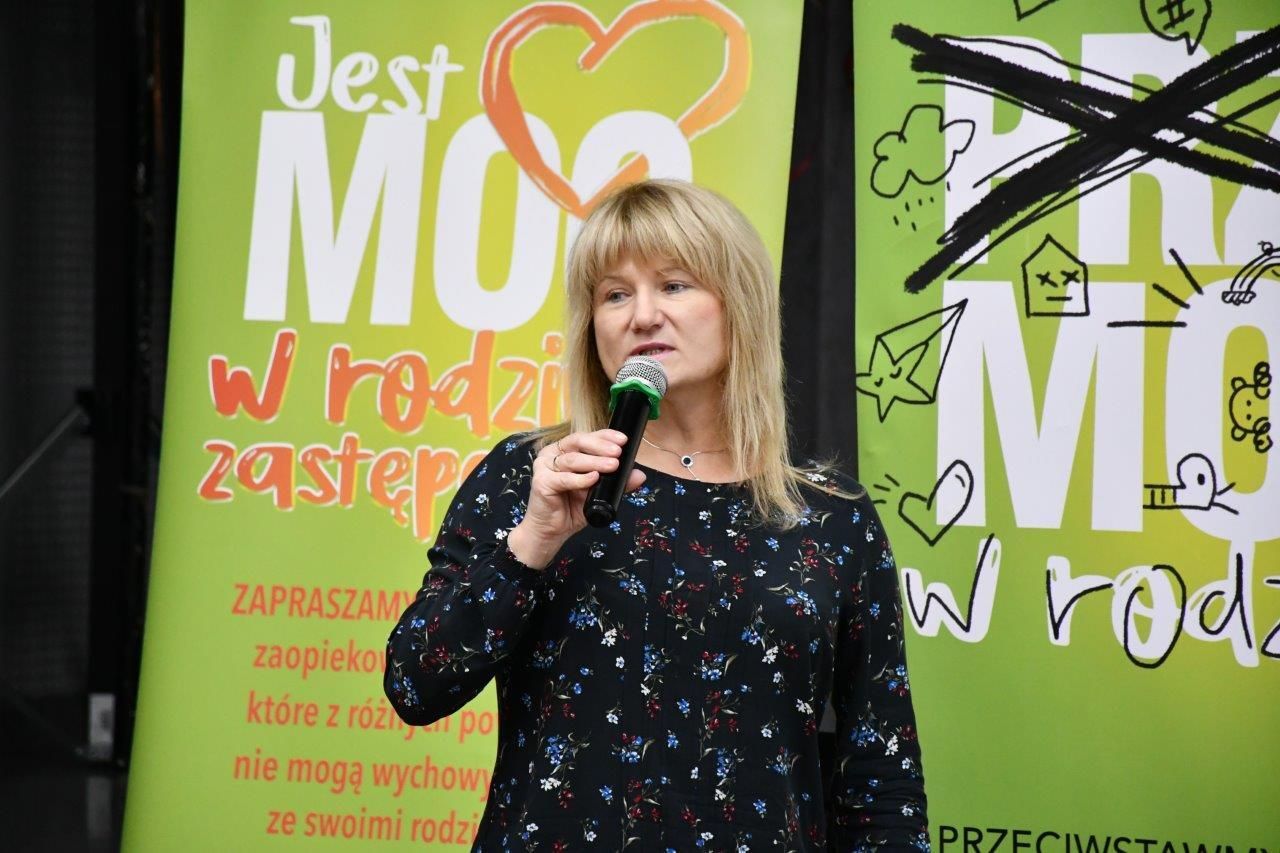 uczestnicy konferencji na sali