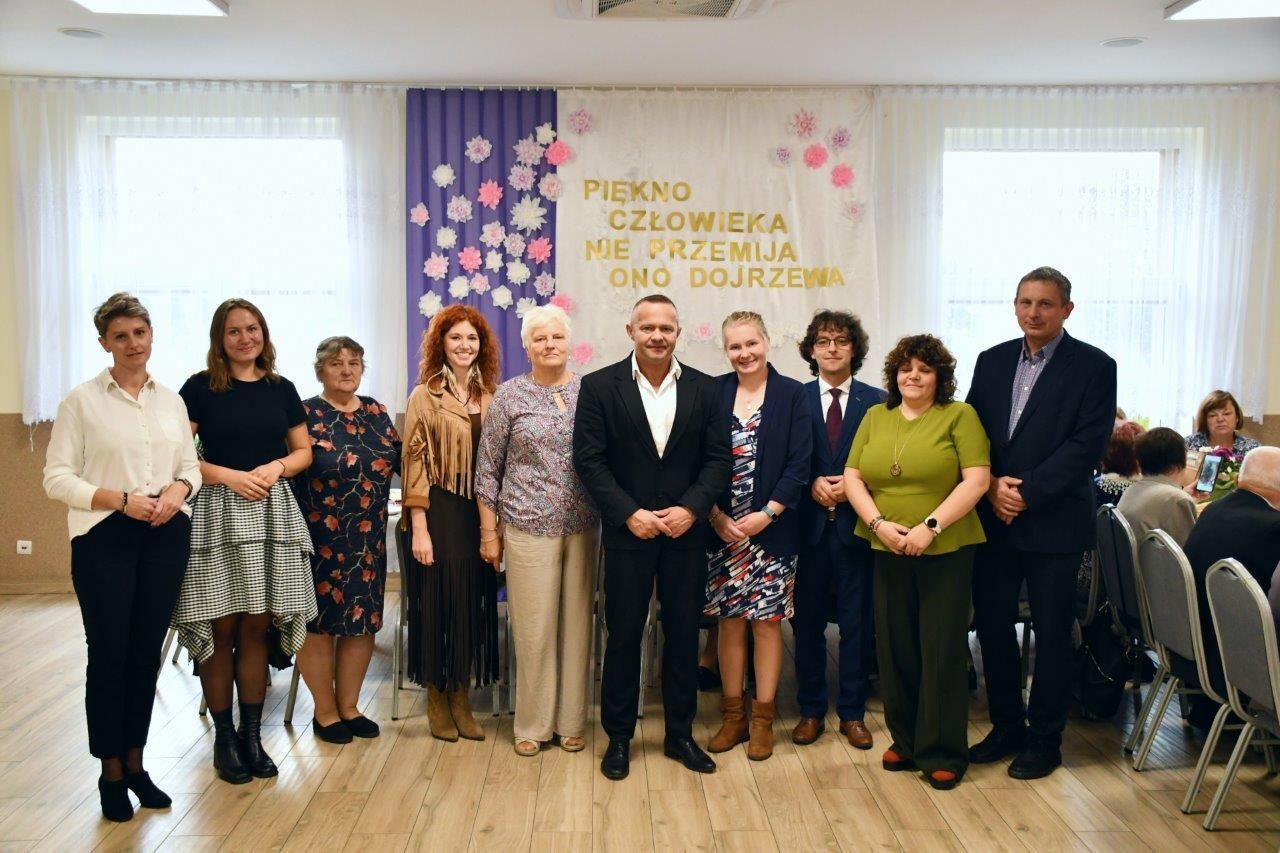seniorzy z pinczyna świętują