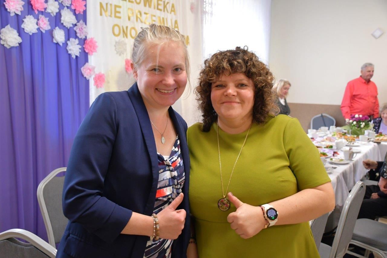 seniorzy z pinczyna świętują