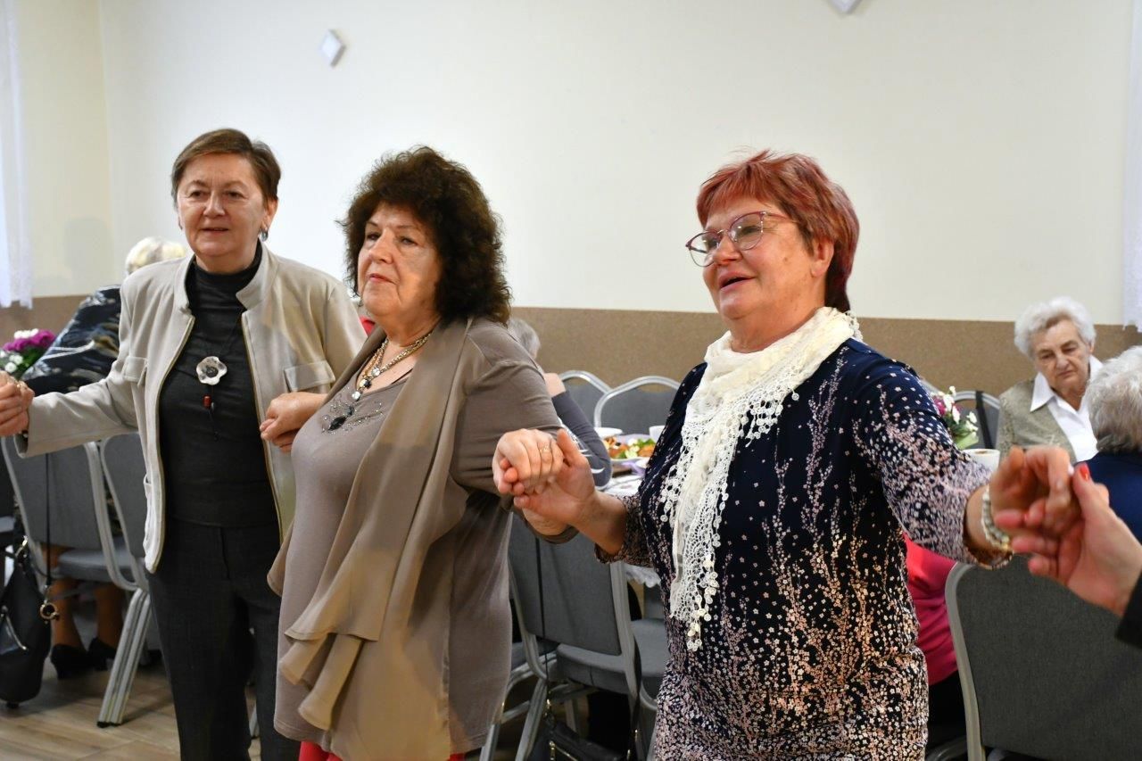 seniorzy z pinczyna świętują