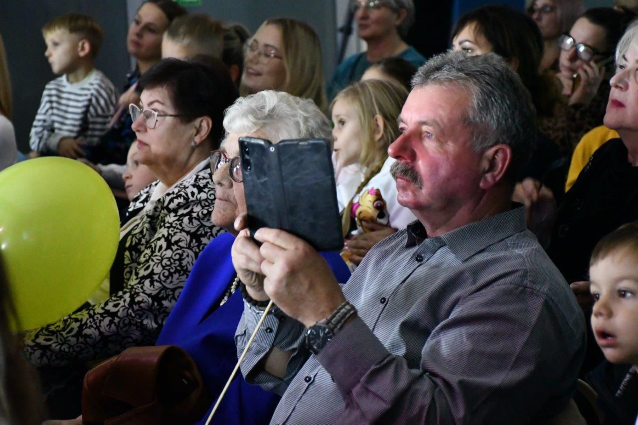 KONCERT W WYKONANIU DZIECI