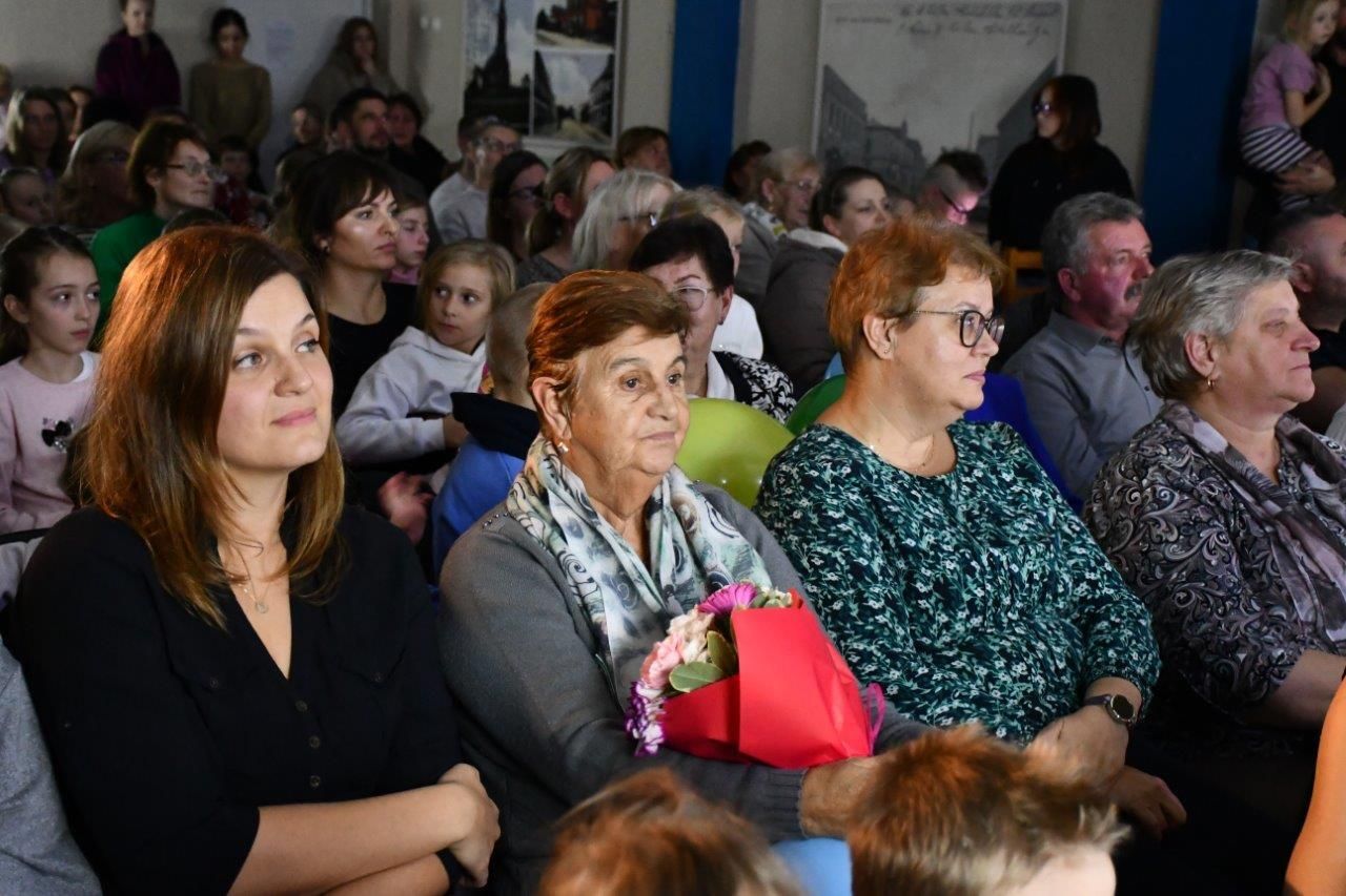 KONCERT W WYKONANIU DZIECI