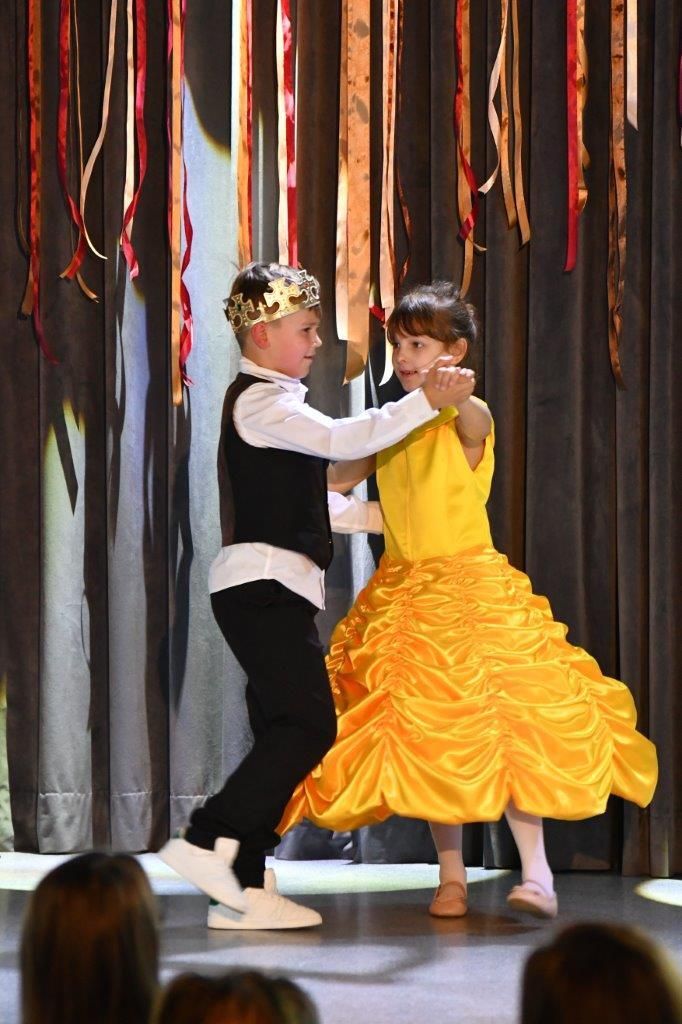 KONCERT W WYKONANIU DZIECI