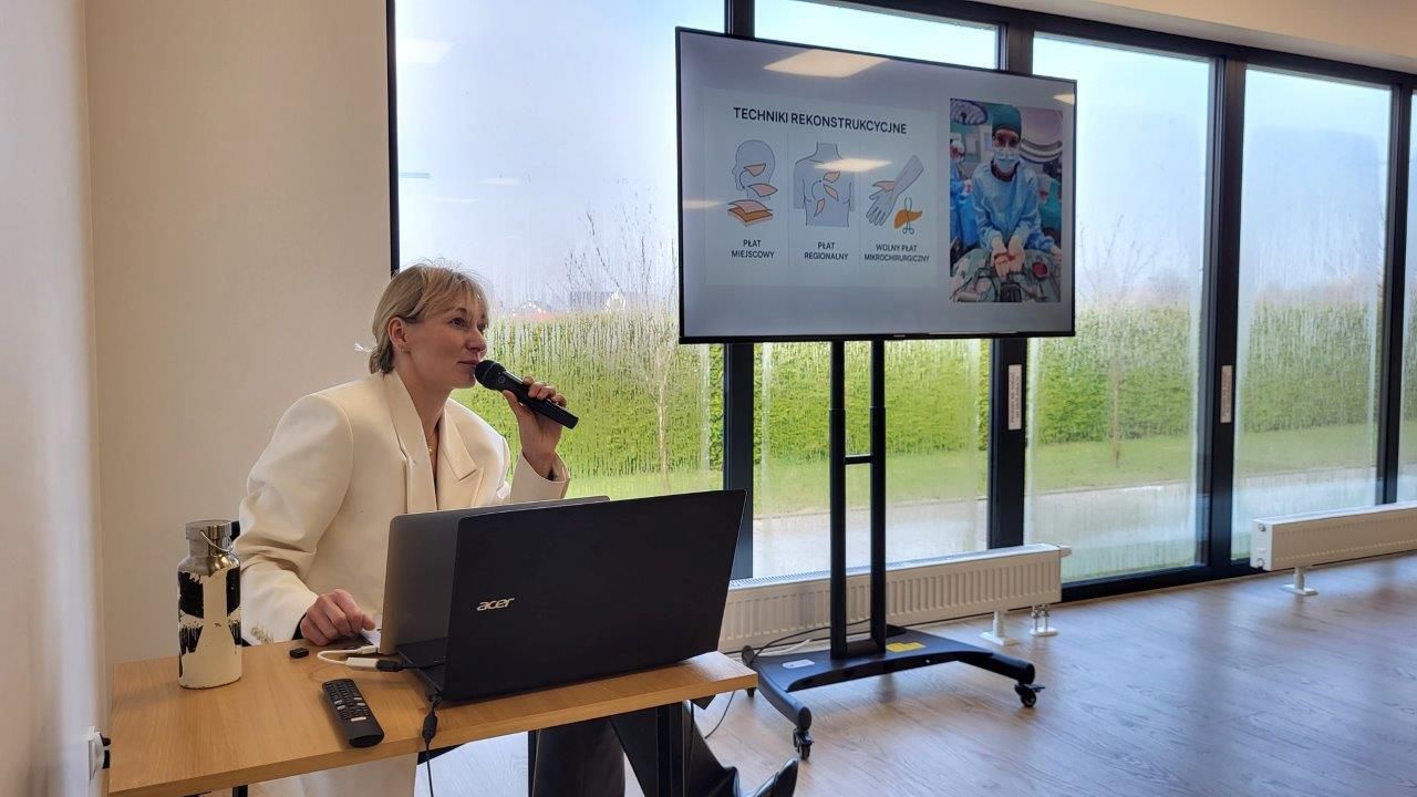 uczestniczki konferencji w Bytoni na sali wykłądowej