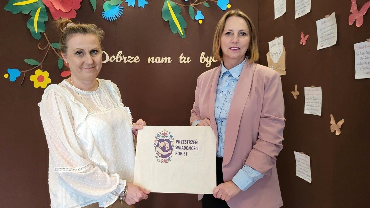 uczestniczki konferencji w Bytoni na sali wykłądowej