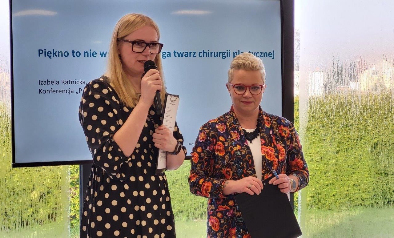 uczestniczki konferencji w Bytoni na sali wykłądowej