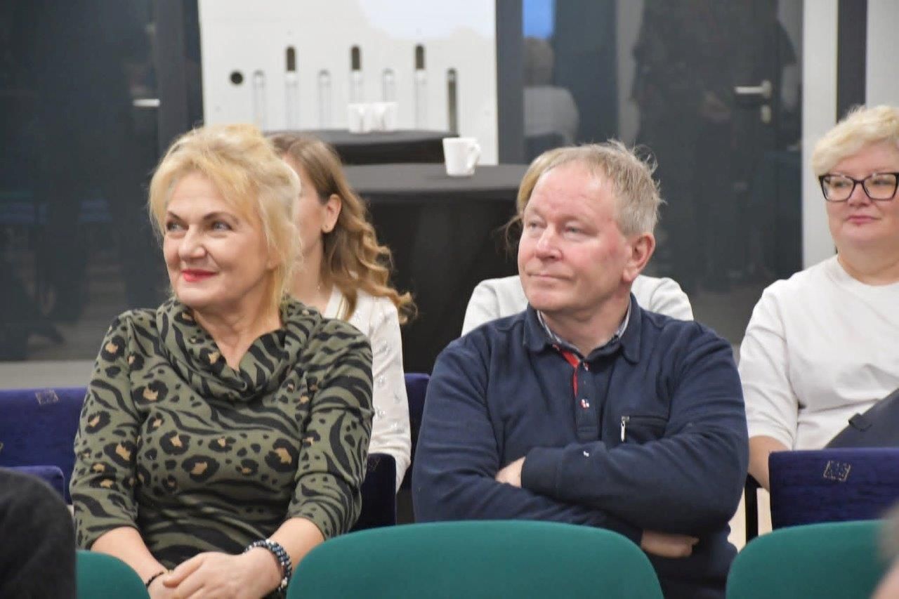 uczestniczki konferencji w Bytoni na sali wykładowej