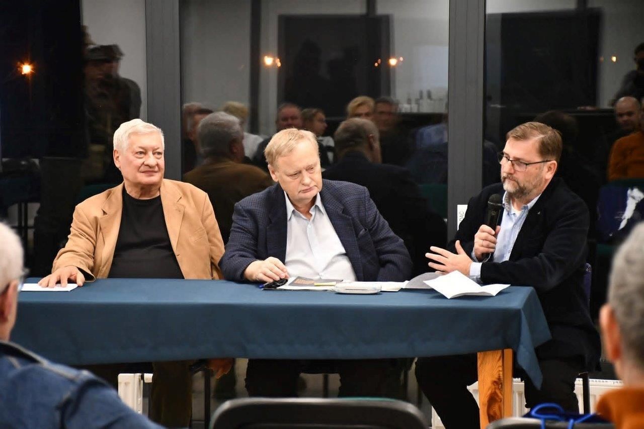 uczestniczki konferencji w Bytoni na sali wykładowej