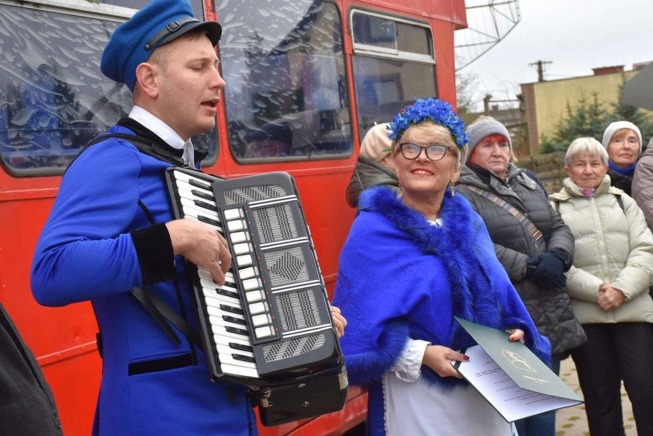 uczestnicy inauguracji kociewskiej informacji w Zblewie