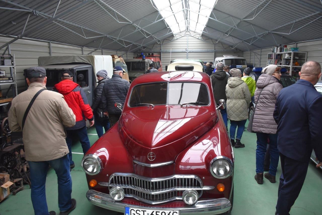 uczestnicy inauguracji kociewskiej informacji w Zblewie